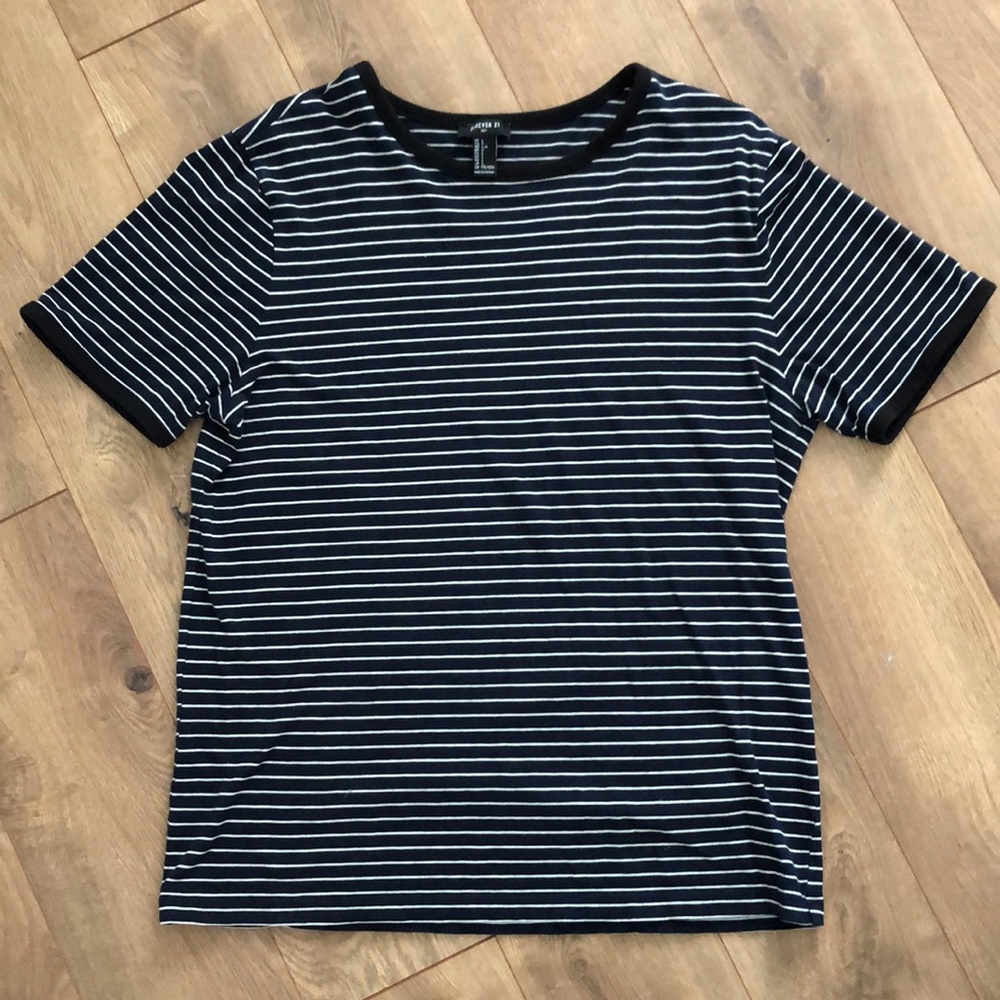 Forever21 men T-shirt